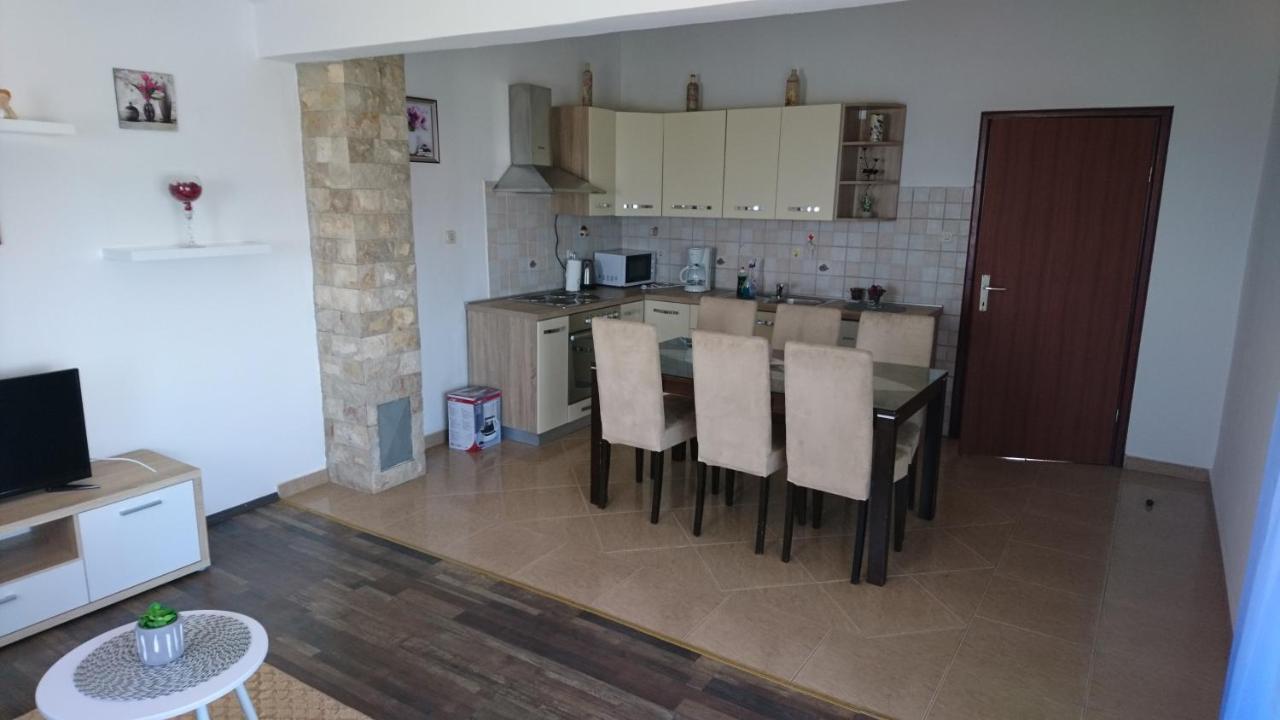 Apartman Vuleta Ražanac エクステリア 写真