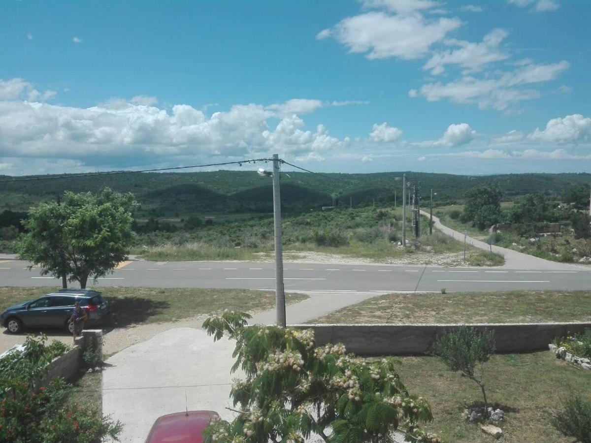 Apartman Vuleta Ražanac エクステリア 写真